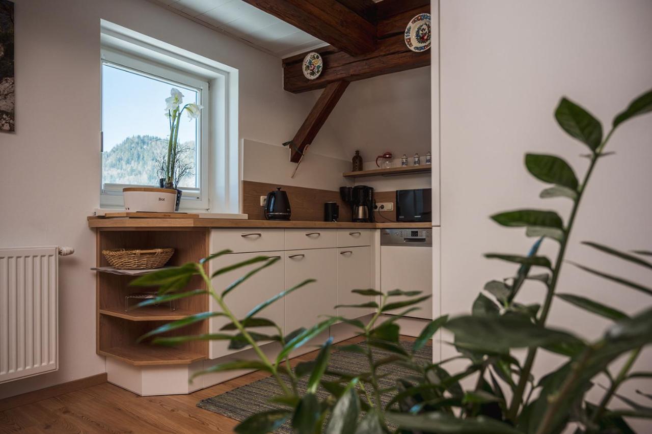 Ferienwohnung Altes Pfarrhaus Altaussee Exterior foto