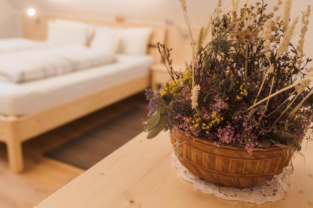 Ferienwohnung Altes Pfarrhaus Altaussee Exterior foto